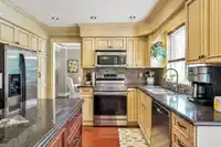 6114 187A STREET - thumbnail 11