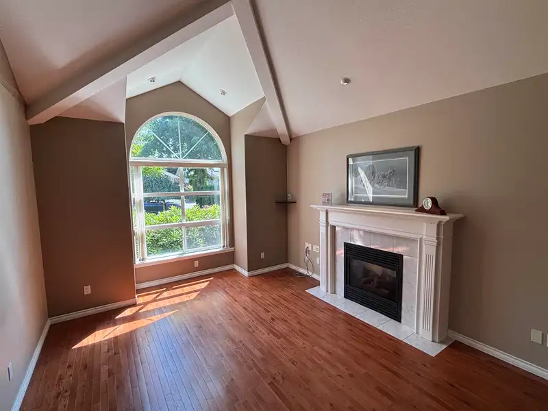 4577 217 STREET - photo 4 of 23
