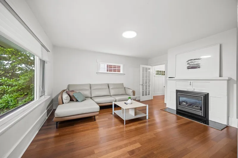 3276 W 21ST AVENUE - photo 3 of 25