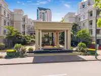340 3098 GUILDFORD WAY - thumbnail 4