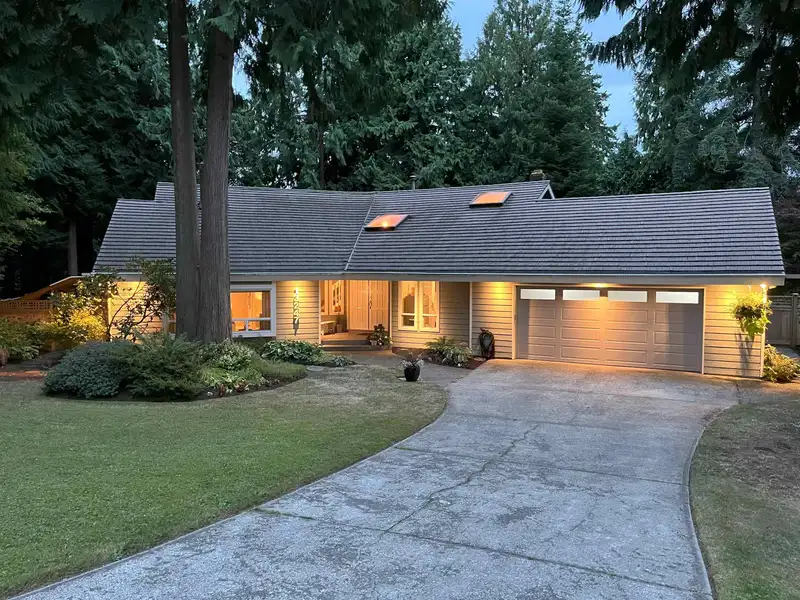 13247 17A AVENUE - photo 1 of 28