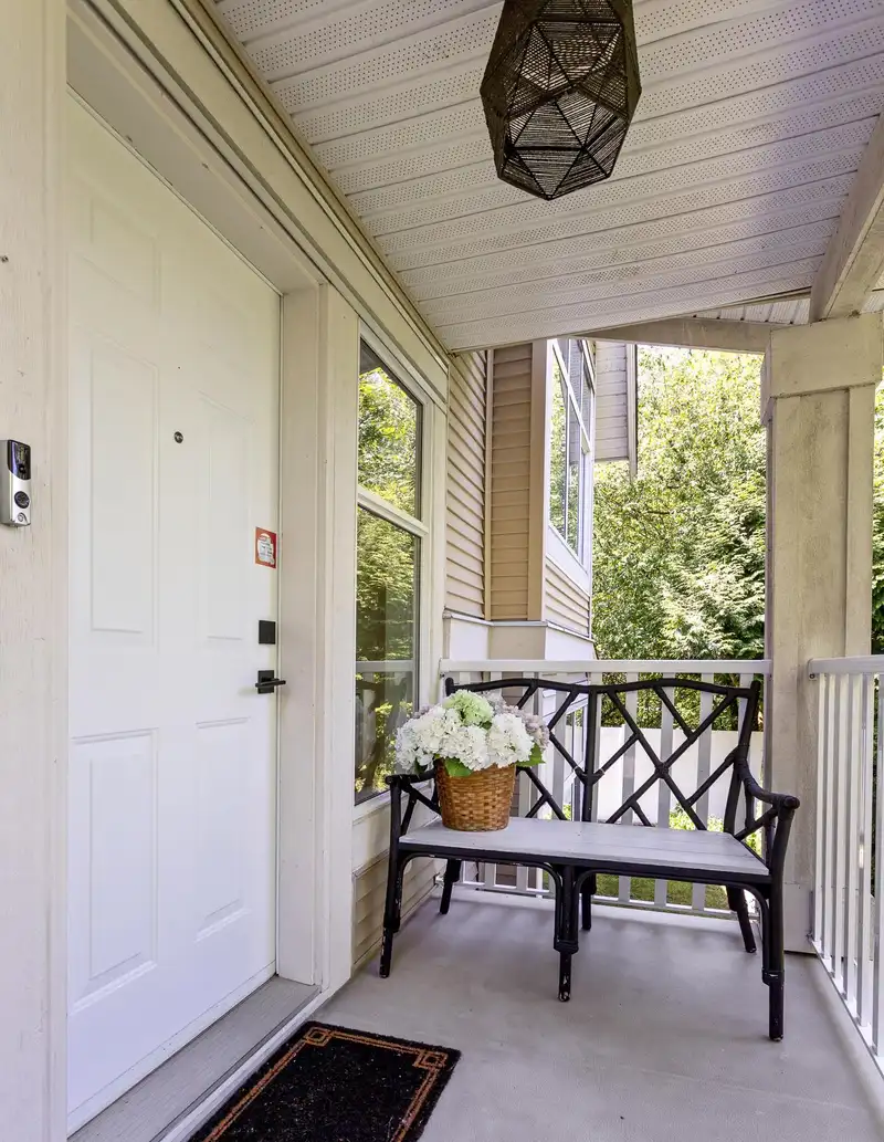 15 6450 199 STREET - photo 3 of 36