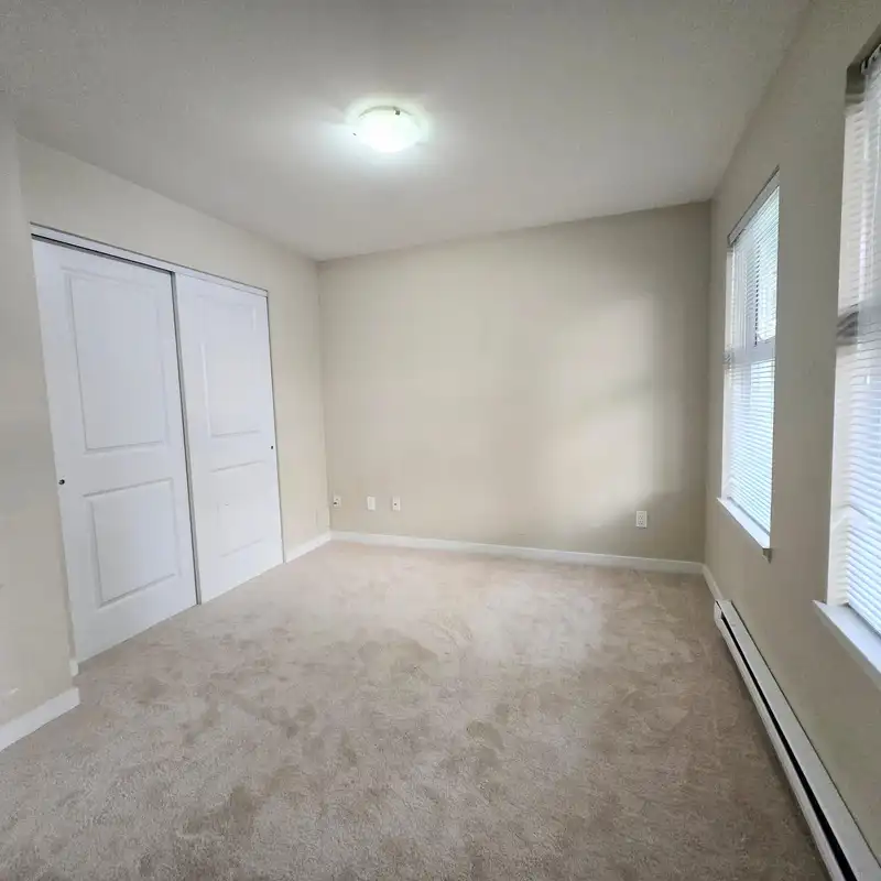 11 9333 FERNDALE ROAD - photo 3 of 26