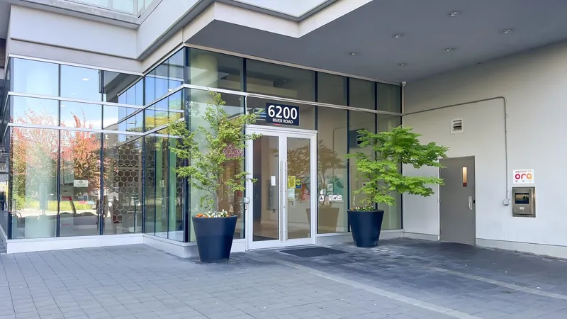 302 6200 RIVER ROAD - photo 2 of 25