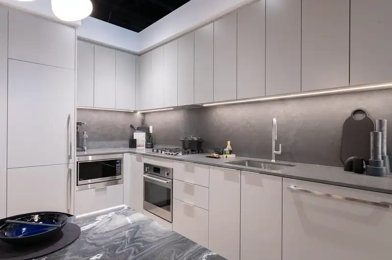 2010 4538 DAWSON STREET - photo 3 of 10