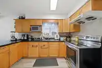 2374 E 33RD AVENUE - thumbnail 4