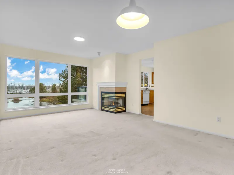 307 5800 ANDREWS ROAD - photo 4 of 25