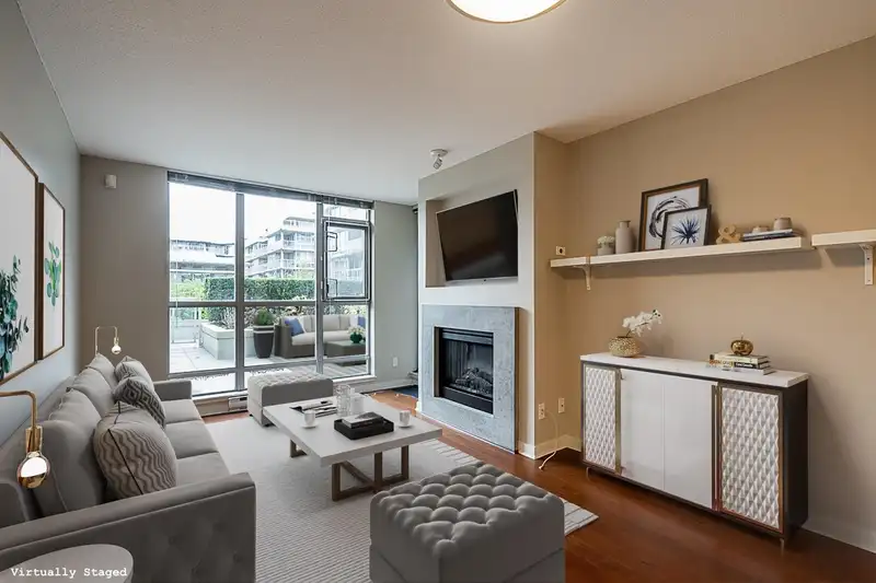 116 9371 HEMLOCK DRIVE - photo 1 of 34