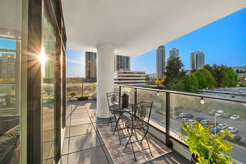 504 2181 MADISON AVENUE - photo 4 of 25