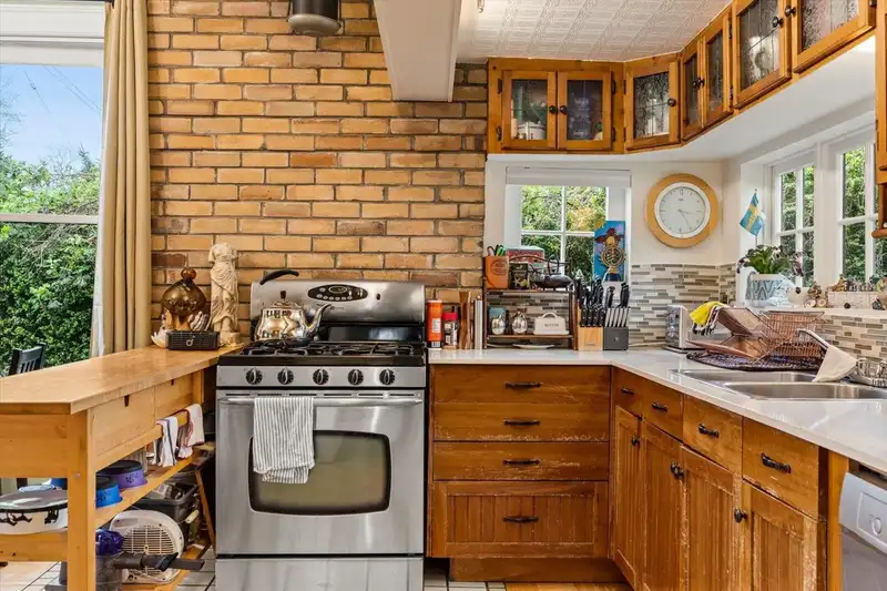 4358 WRIGHT STREET - photo 4 of 38