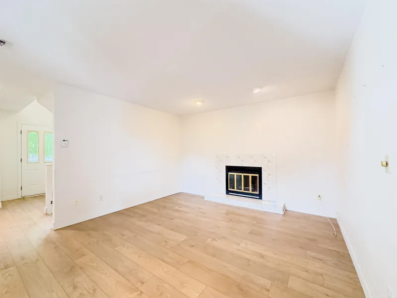 3630 CAMBRIDGE STREET - photo 2 of 25