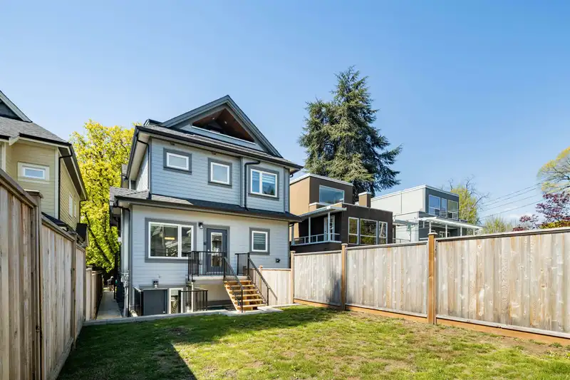 6524 ANGUS DRIVE - photo 3 of 37
