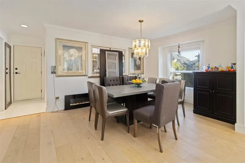 4881 63A STREET - photo 4 of 11