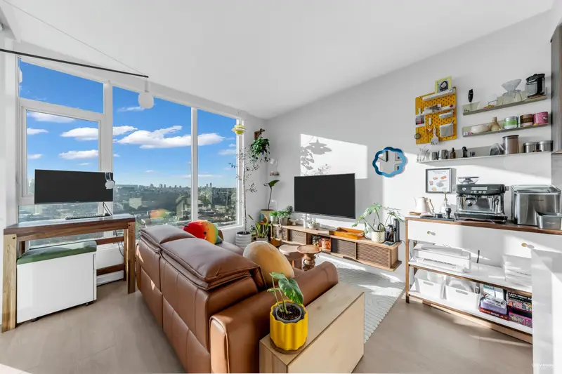 3311 4168 LOUGHEED HIGHWAY - photo 3 of 25