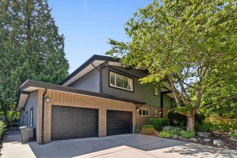 4180 SALISH DRIVE - photo 1 of 39