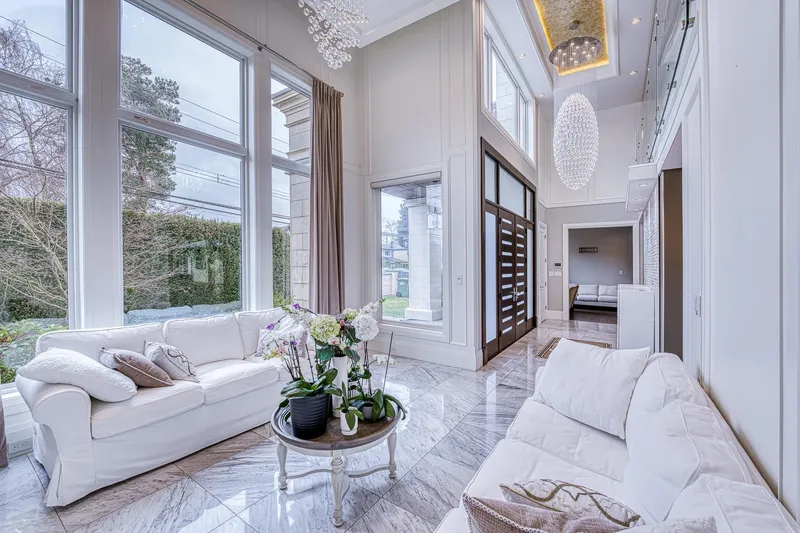 3071 STEVESTON HIGHWAY - photo 4 of 25