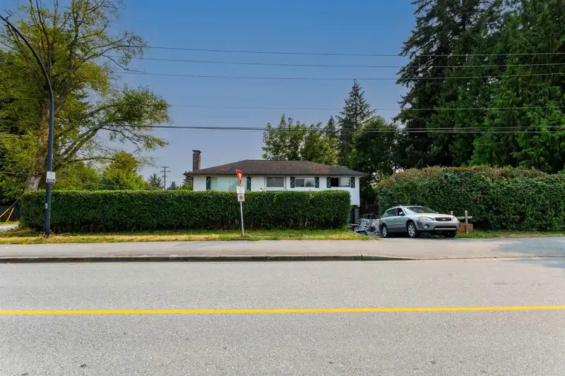 22026 122ND AVENUE - photo 2 of 25