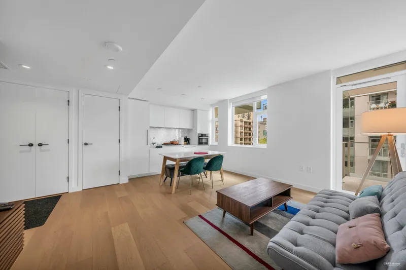 906 1180 BROUGHTON STREET - photo 4 of 21