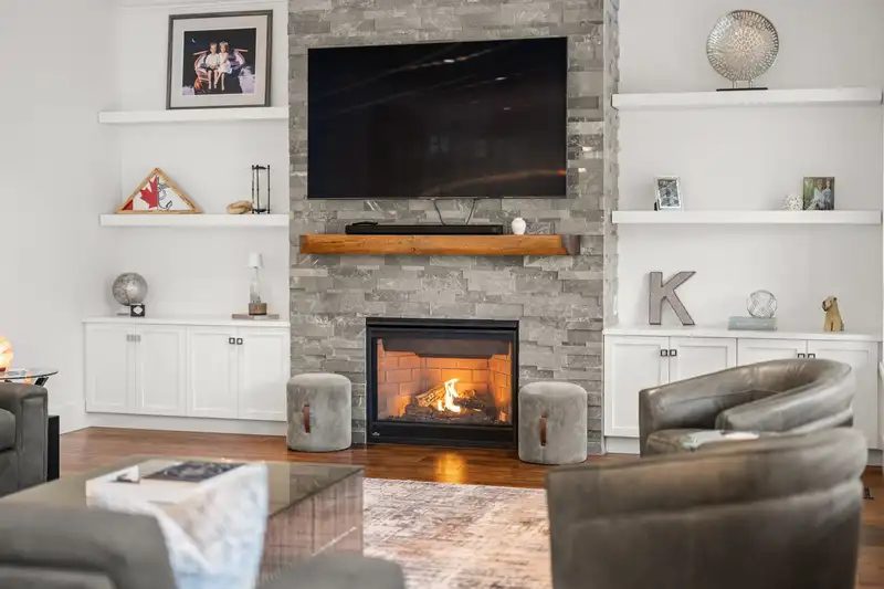 20327 94A AVENUE - photo 2 of 40
