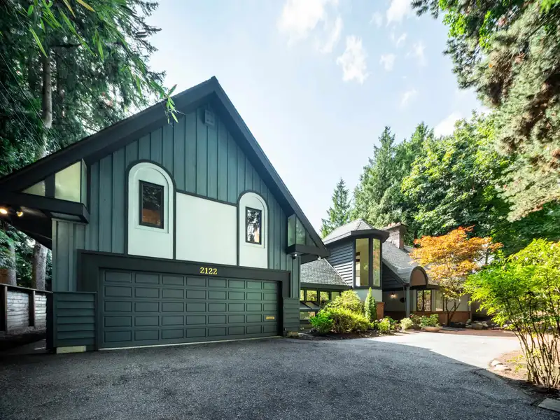 2122 SW MARINE DRIVE - photo 2 of 39