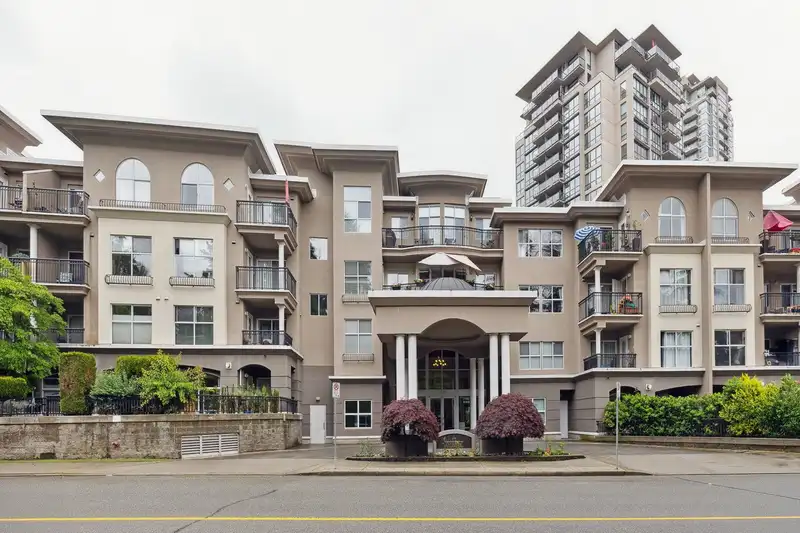 128 1185 PACIFIC STREET - photo 1 of 30