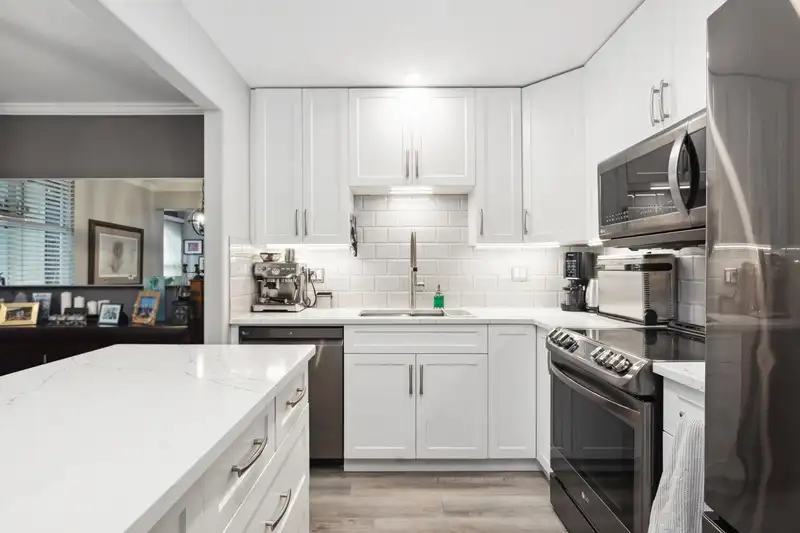 128 1185 PACIFIC STREET - photo 3 of 30