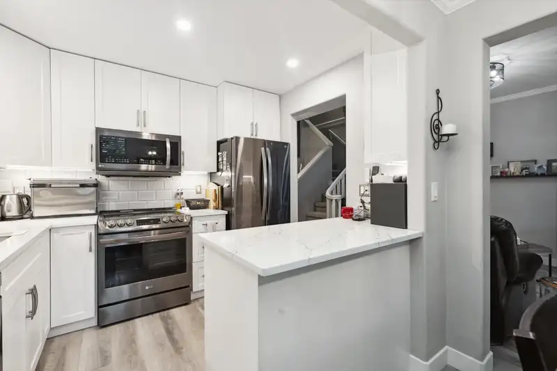 128 1185 PACIFIC STREET - photo 4 of 30