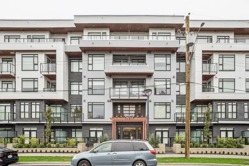 202 14257 103A AVENUE AVENUE - photo 3 of 15