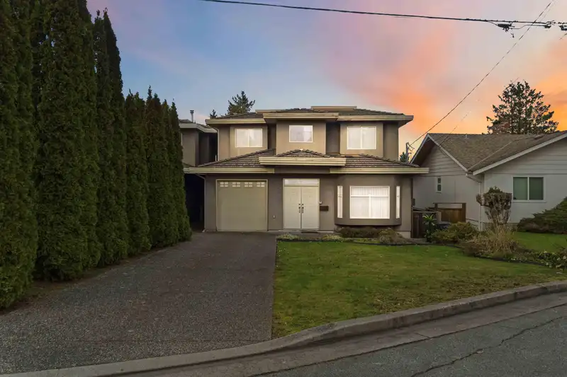 4553 ELLERTON COURT - photo 3 of 38