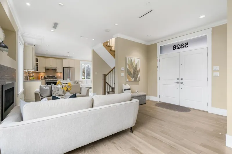 5828 QUEBEC STREET - photo 2 of 25