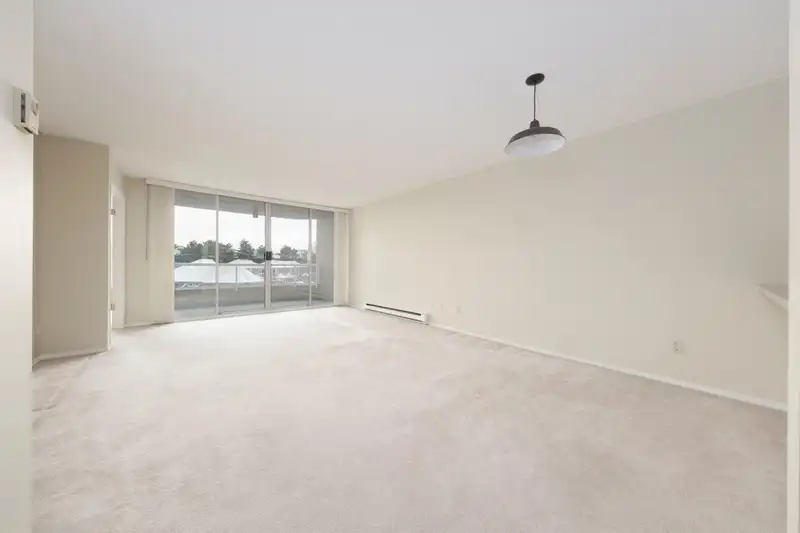 302 1065 QUAYSIDE DRIVE - photo 4 of 36