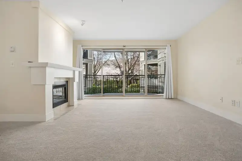 220 22025 48 AVENUE - photo 3 of 33