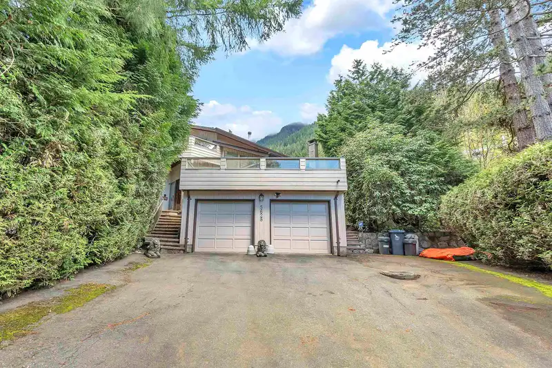 5628 SUMAC PLACE - photo 2 of 39