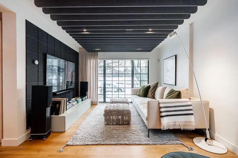 769 W 20TH AVENUE - photo 2 of 40
