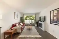 306 570 E 8TH AVENUE - thumbnail 2