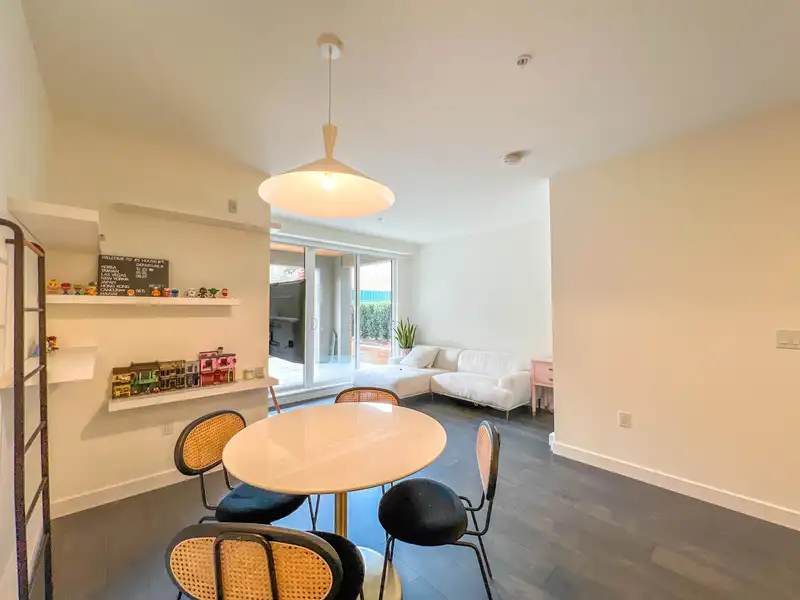 114 7133 14TH AVENUE - photo 4 of 21