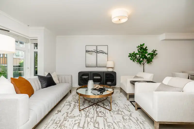 6 263 E 5TH STREET - photo 2 of 27