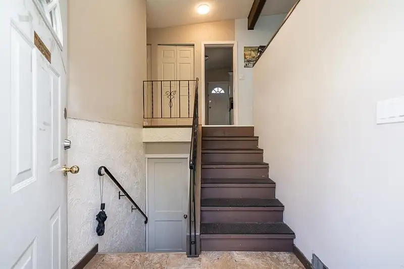 11900 BURNETT STREET - photo 2 of 26