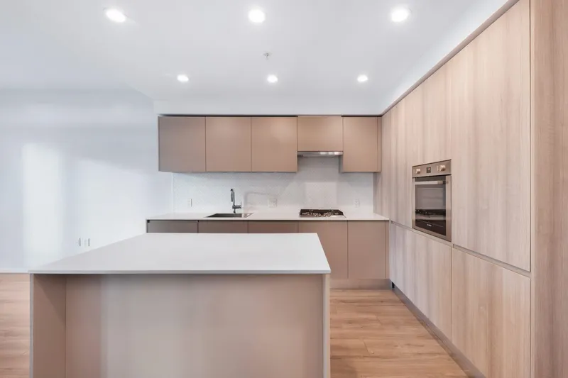 309 3833 EVERGREEN PLACE - photo 4 of 16