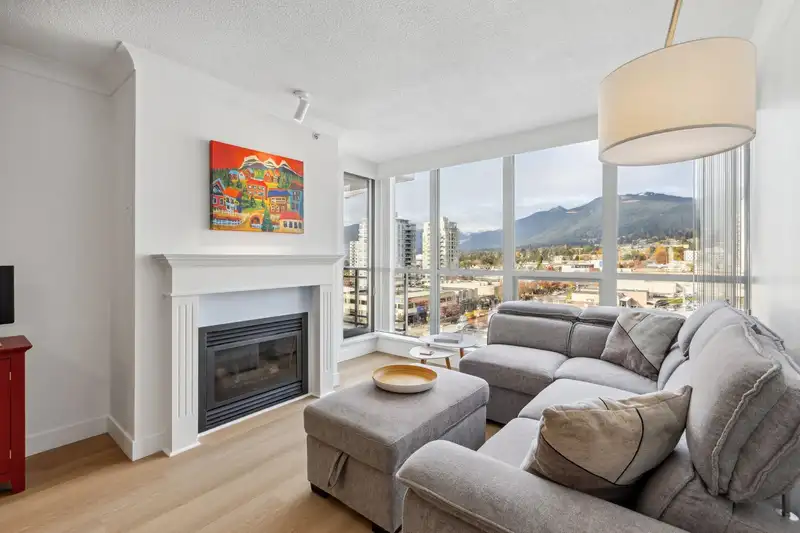 802 108 E 14TH STREET - photo 1 of 19