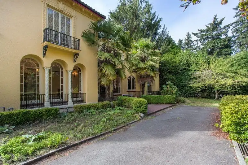 1850 SW MARINE DRIVE - photo 2 of 29