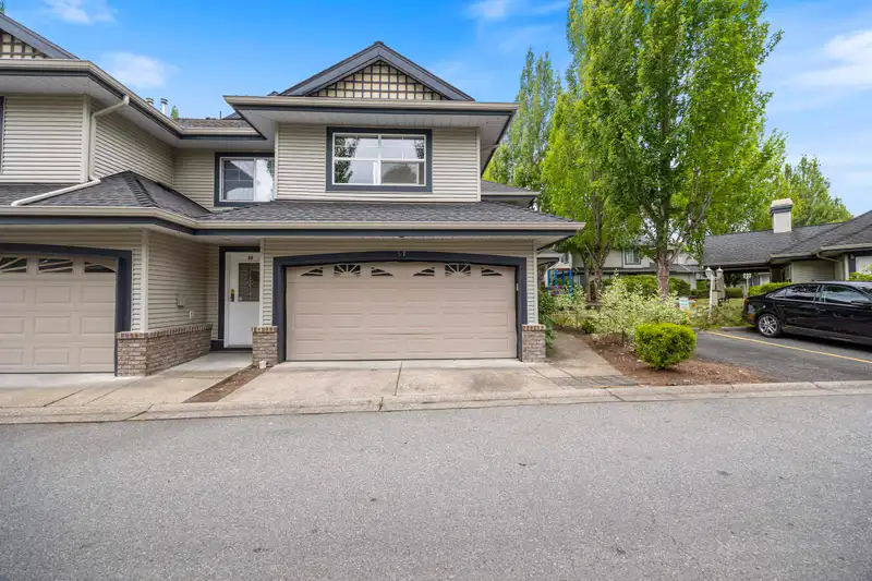 57 8111 160 STREET - photo 3 of 40