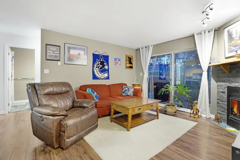 316 33175 OLD YALE ROAD - photo 2 of 22