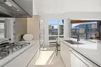 416 300 SALTER STREET - thumbnail 10