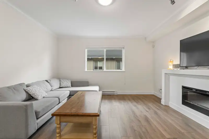 5 8380 GENERAL CURRIE ROAD - photo 2 of 34