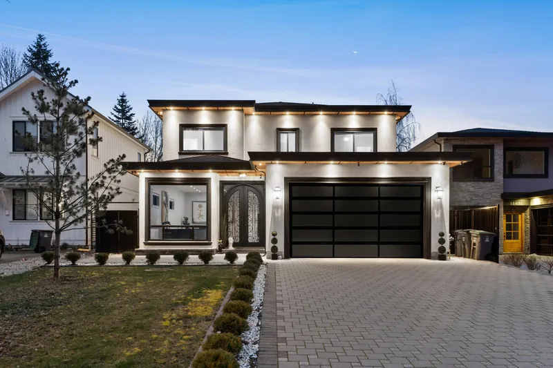 12686 25 AVENUE - photo 1 of 25