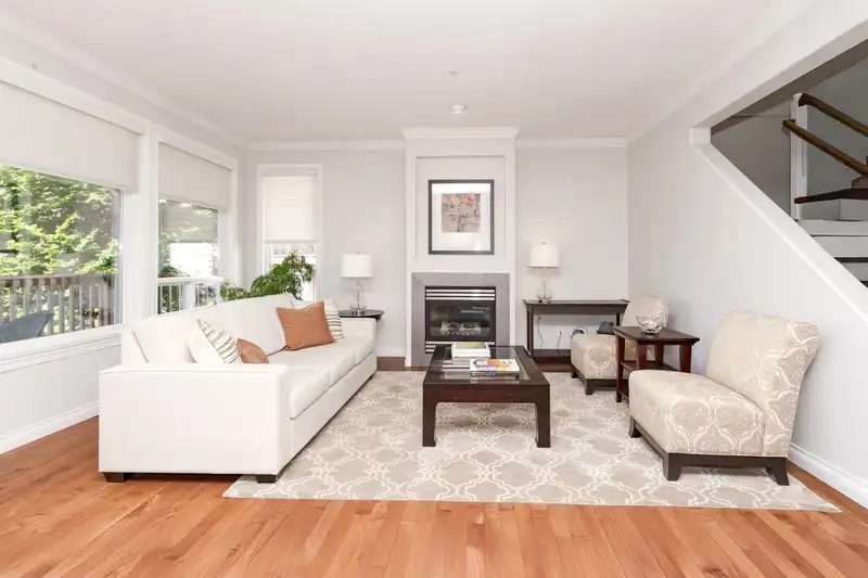 10 2287 ARGUE STREET - photo 4 of 33