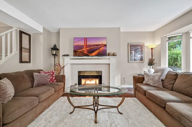 21 8863 216 STREET - photo 2 of 25