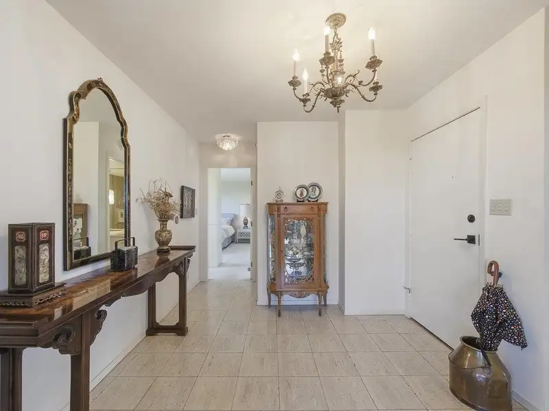900 1685 W 14TH AVENUE - photo 3 of 39