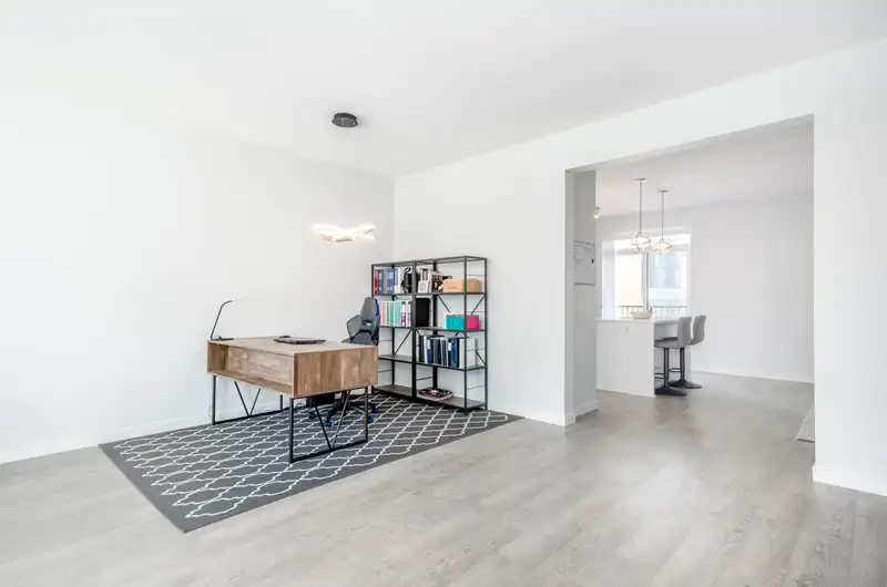 92 15111 EDMUND DRIVE - photo 4 of 21